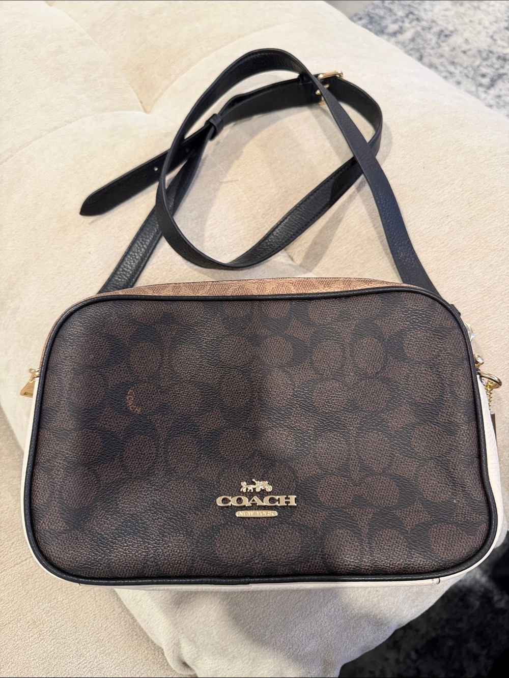 Coach Women's Jes Crossbody Bag in Tan/Brown Multi USED Read description